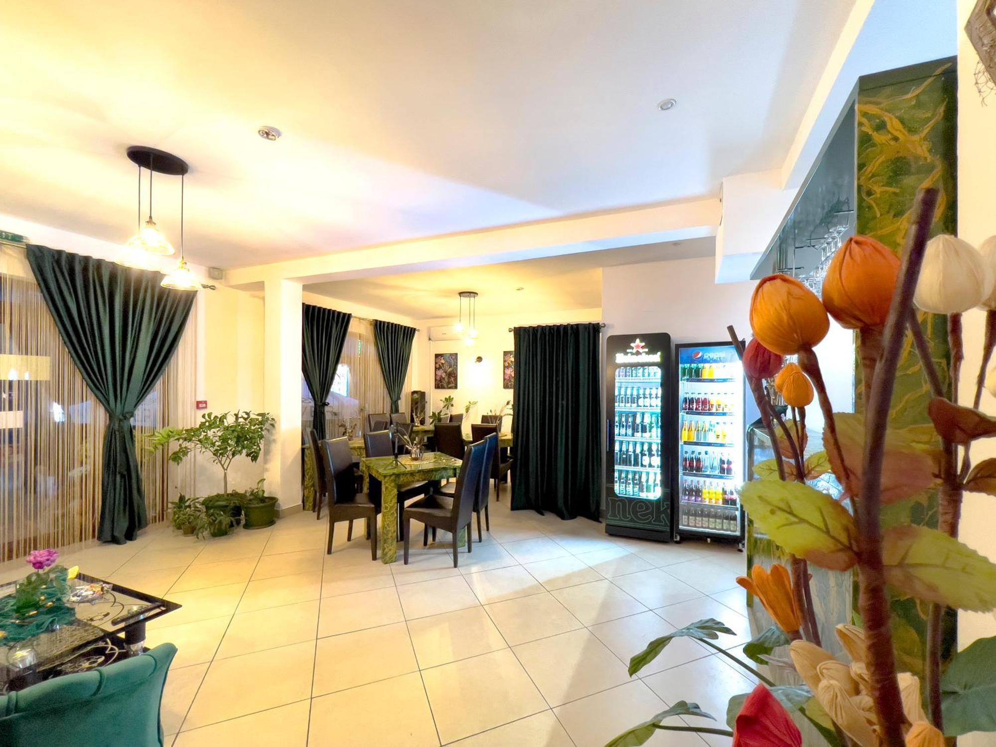 Pensiunea Karina Caciulata Ngoại thất bức ảnh